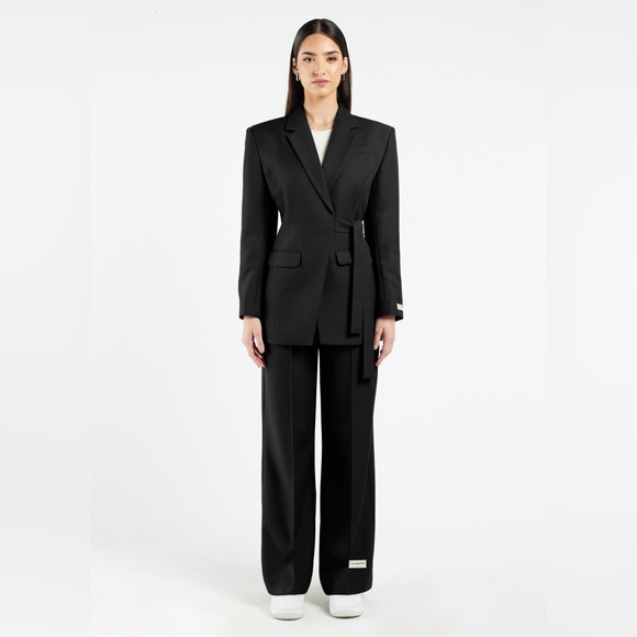 THE GIVING MOVEMENT Half-Tie Re-Form100© Blazer - Picture 2 of 16